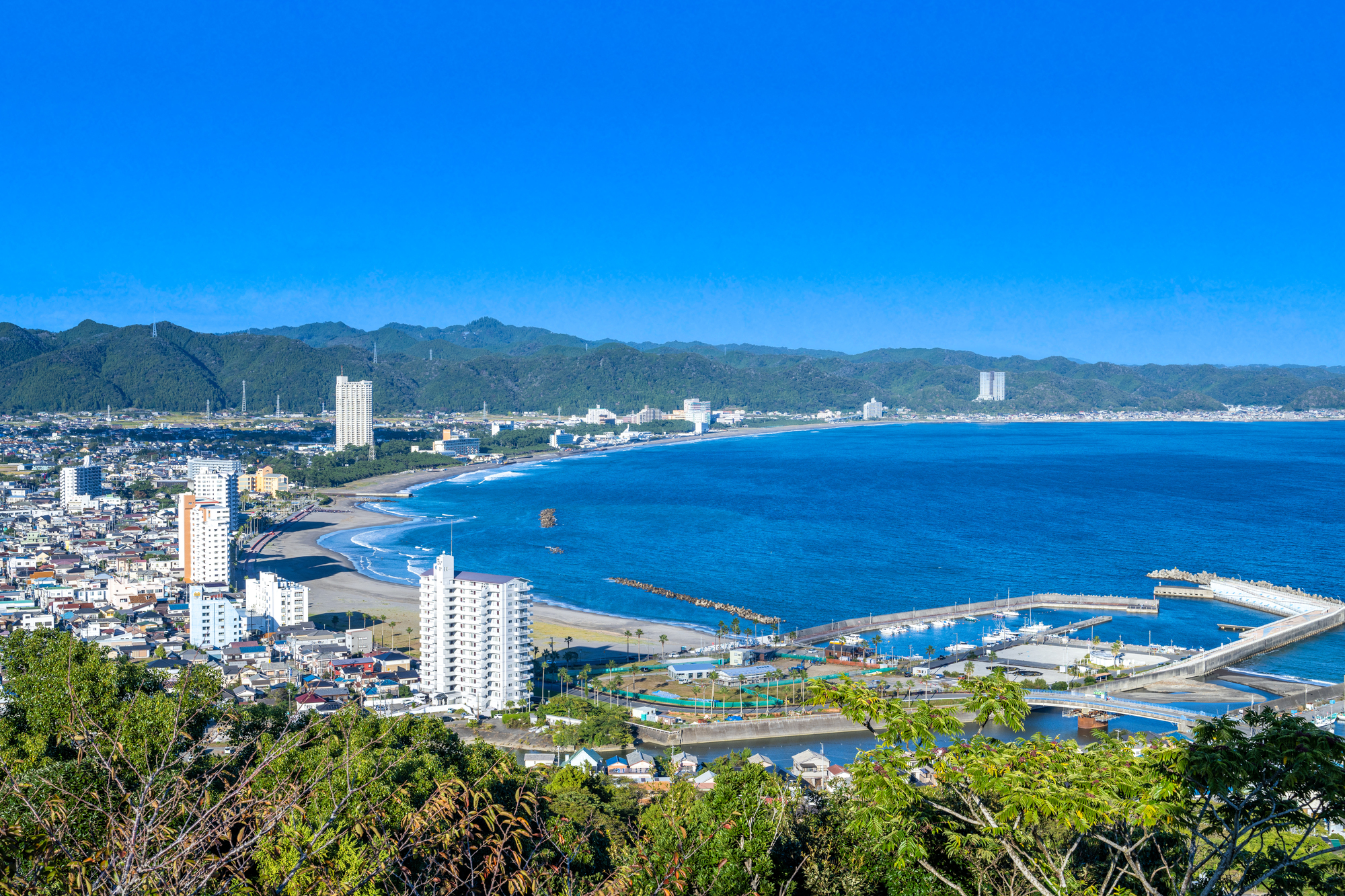 鴨川市の粗大ゴミの出し方は？持ち込みの流れや料金も解説